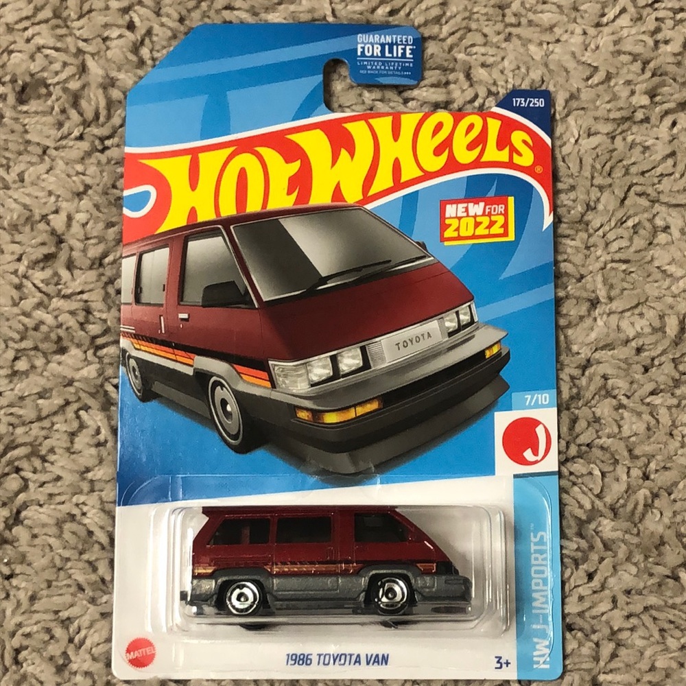 1986 Toyota Van red